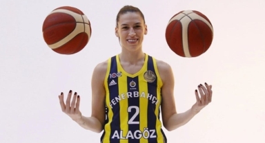 Fenerbahçe imzayı attırdı. Yıldızlar takımda yerlerini iyice korudu!