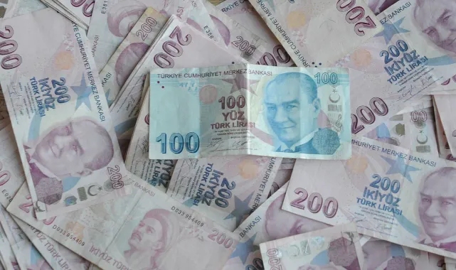 Hazine, 11,1 milyar lira borçlandı