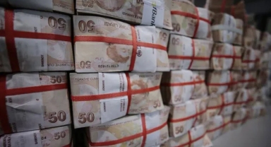 Hazine, 2 ihalede 43,7 milyar lira borçlandı