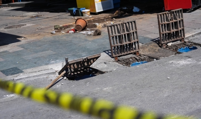 İzmir'de 2 kişinin elektrik akımına kapılıp ölmesine ilişkin görüntüler ortaya çıktı