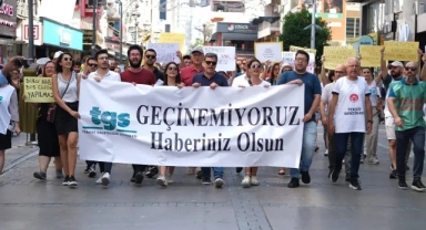 İzmir'de gazeteciler sokağa indi: