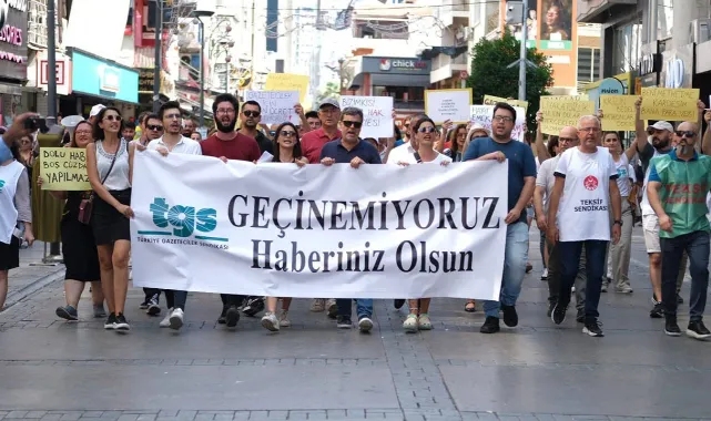 İzmir'de gazeteciler sokağa indi: "Geçinemiyoruz"