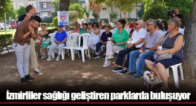 İzmirliler sağlığı geliştiren parklarda buluşuyor