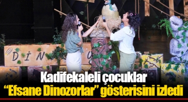 Kadifekaleli çocuklar “Efsane Dinozorlar” gösterisini izledi