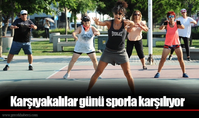 Karşıyakalılar günü sporla karşılıyor