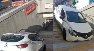 Kontrolden çıkan otomobil, metro istasyonuna düştü