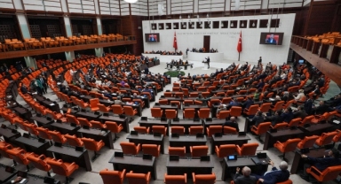 Meclis TV'de 'AK Parti' oyunu: Kamera açısını daralttılar!
