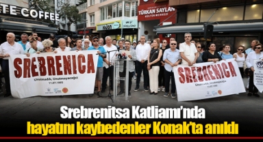 Srebrenitsa Katliamı’nda hayatını kaybedenler Konak’ta anıldı