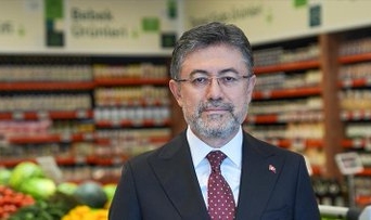 Tarım ve Orman Bakanı Yumaklı, "Gıda İşletmelerinde Karekod"u anlattı