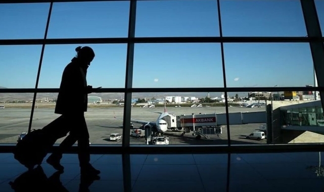 TÜİK: 2023'te Türkiye'den Göç Edenlerin Sayısı 714 Bin