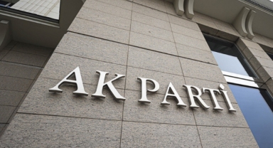 AKP'den 11 vekil için 500 milyon liralık bütçe iddiası: Transferler için dev rakam