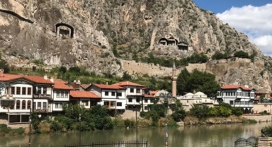 Amasya'da içkili restoranlar tek tek kapanıyor: 'Vali bey içkili işletme istemiyor'
