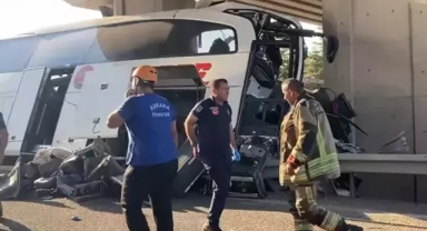 Ankara'da yolcu otobüsü üst geçide çarptı: 10 can kaybı, 25 yaralı