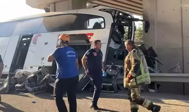 Ankara'da yolcu otobüsü üst geçide çarptı: 10 can kaybı, 25 yaralı