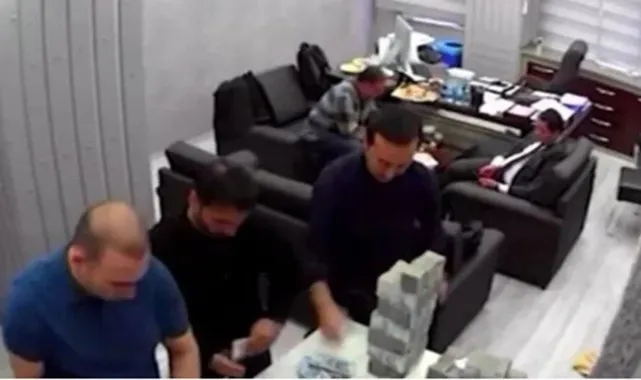 CHP'deki Para Sayma Görüntülerinde İddianame Kabul Edildi