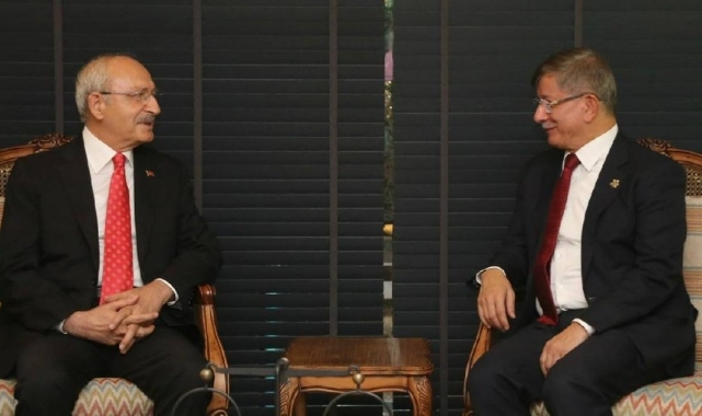 Davutoğlu ile Kılıçdaroğlu Bir Araya Geldi