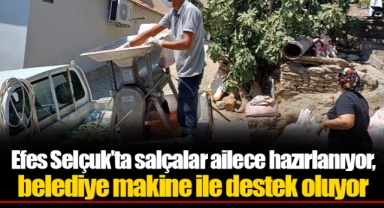 Efes Selçuk’ta salçalar ailece hazırlanıyor, belediye makine ile destek oluyor