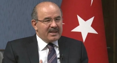 Eski Milli Eğitim Bakanı ve AKP kurucularından Hüseyin Çelik