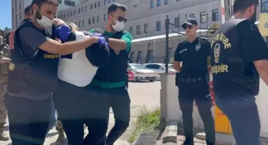 Eskişehir'de bıçakla 5 kişiyi yaralamıştı! Tutuklandı!
