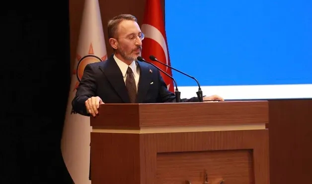 Fahrettin Altun'dan Instagram çıkışı: Siber vatanda haklarımıza sahip çıkmalıyız
