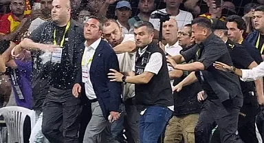 İzmir'deki Olayların Başaktörüydü: Ali Koç'u Yere Düşüren Saldırgan Hakkında Karar Verildi