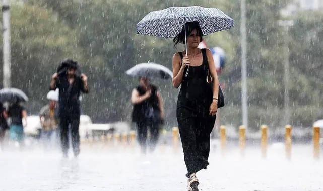Meteoroloji'den İstanbul dahil çok sayıda kente gök gürültülü sağanak uyarısı: İşte il il 31 Ağustos Cumartesi hava durumu