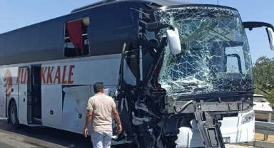Pamukkale firmasına ait yolcu otobüsü kaza yaptı: 9 yaralı