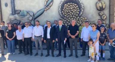 Tahtasız,