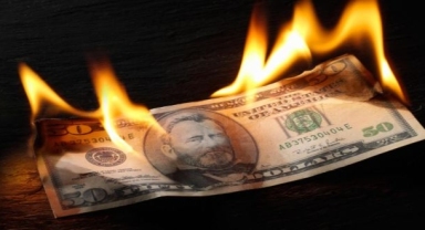 Tüm Zamanların Rekoru! Doların Ateşi Düşmüyor