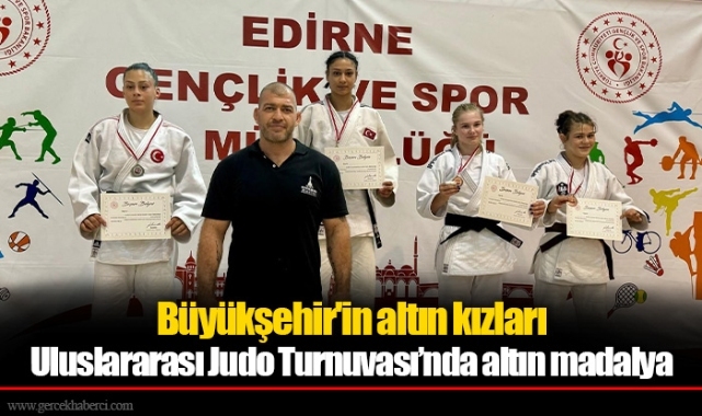 Büyükşehir'in altın kızları