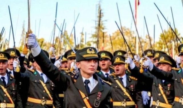 CHP'den teğmen açıklaması: İnceleme yapılmasını isteyenler incelenmeli