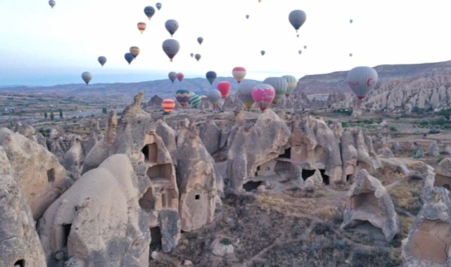 Kapadokya'da turizm patlaması: 8 Ayda üç milyona yakın ziyaretçi