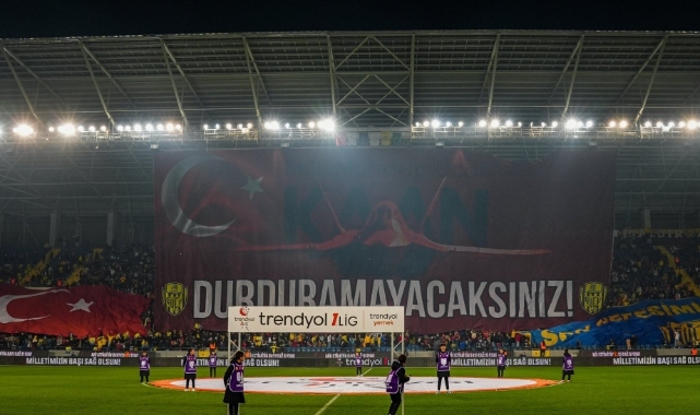 Ankaragücü taraftarı TUSAŞ saldırısını protesto etti "Durduramayacaksınız"
