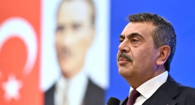 Bakan Tekin, yardımcı kitaplar hakkında uyarılarda bulundu: Onaylı değiller!