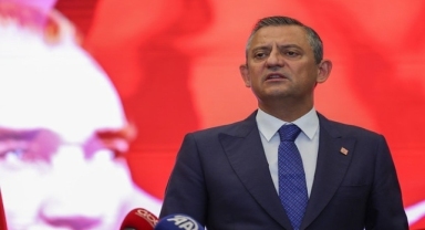 Kapalı oturumdan çıkan Özgür Özel'den ilk değerlendirme: Erdoğan'ın manipülasyonu