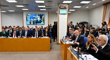 Meclis’te ana muhalefetsiz bütçe: DEM Parti’den kayyım eleştirisi