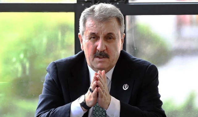 Mustafa Destici TUSAŞ önünde açıklamada bulundu