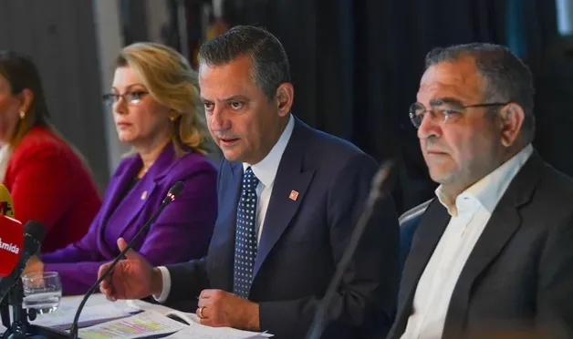 TUSAŞ saldırısı: Özgür Özel, Diyarbakır'da kurmaylarıyla bir araya gelecek