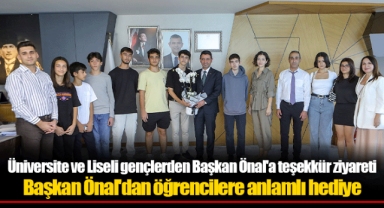 Üniversite ve Liseli gençlerden Başkan Önal'a teşekkür ziyareti