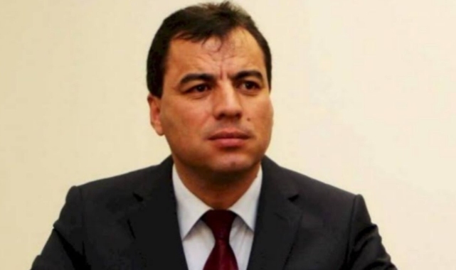 AK Parti'de istifa depremi