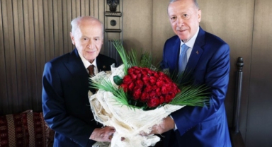 AKP'li Şamil Tayyar'dan, Erdoğan ve Bahçeli için 'birbirlerinden haberleri yok' iddiası