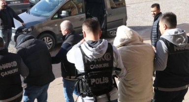 Aracında uyuşturucu bulunan polis memuruyla ilgili soruşturmada 2 tutuklama daha!