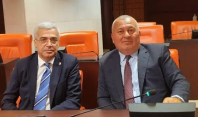 Cemal Enginyurt ve Salih Uzun, DP'den istifa edecek mi? Karar yarın açıklanacak - GÜNDEM - Gerçek Haberci