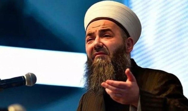 'Cübbeli Ahmet' hastaneye kaldırıldı