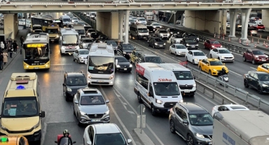 İstanbul trafiğinde 'ara tatil' yoğunluğu