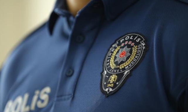 Polis, meslektaşını bacağından vurdu