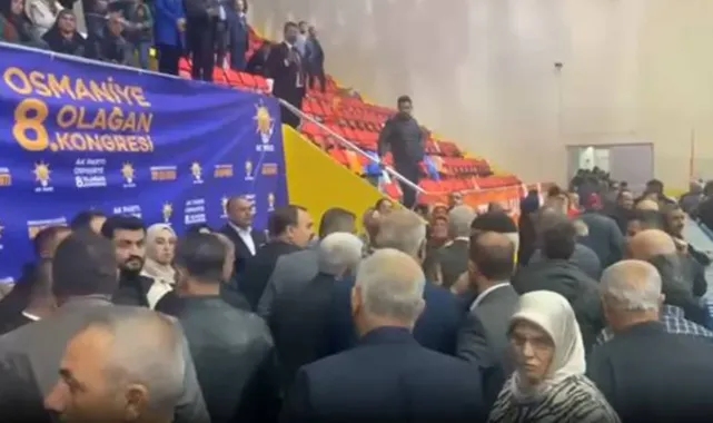 Adaylığı kabul edilmeyen Çuhadar'ın destekçileri salonu terk etti