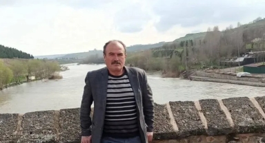 Hrant Dink davası sanığına CHP rozeti takmışlar!