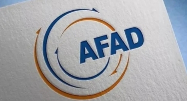 Kayalıklarda mahsur kalan keçiyi AFAD ekipleri kurtardı
