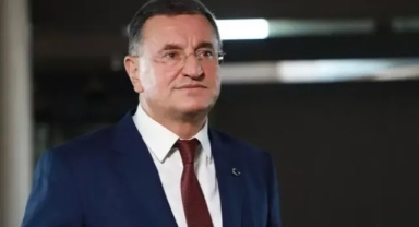 Lütfü Savaş CHP'den İhraç Edildi